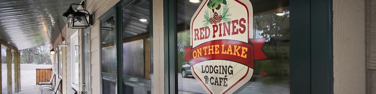 Red Pines Café